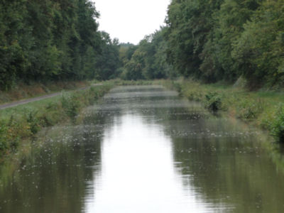 Nivernais Canal in the rain